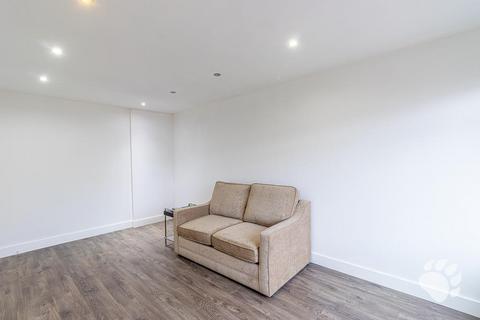 5 bedroom end of terrace house for sale, Brownlow Bend, Basildon SS14