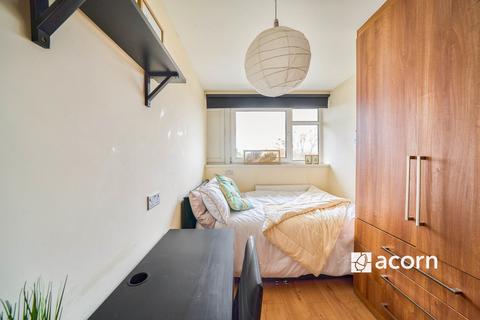 undefined, Manor Estate London SE16