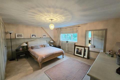 4 bedroom detached bungalow for sale, Lime Tree Way, Porthcawl, CF36