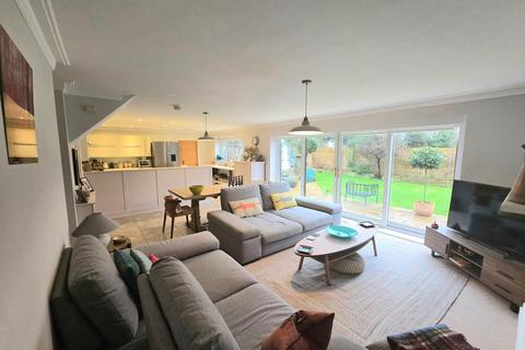4 bedroom detached bungalow for sale, Lime Tree Way, Porthcawl, CF36
