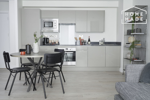 3 bedroom apartment to rent, The Whitmore Collection