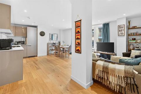 2 bedroom flat for sale, Weston Street, London SE1