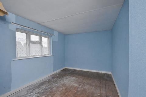 3 bedroom semi-detached house for sale, 13 Peterhouse Crescent, Woodbridge, Suffolk, IP12 4HZ