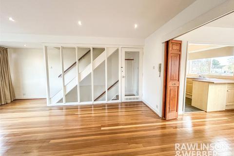 undefined, Tufton Gardens, West Molesey KT8