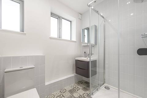 2 bedroom flat to rent, West End Lane, West Hampstead, London, NW6