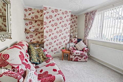 3 bedroom semi-detached house for sale, Tanybryn, Newport