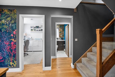 4 bedroom detached house for sale, Andrews Close, Chester, CH3