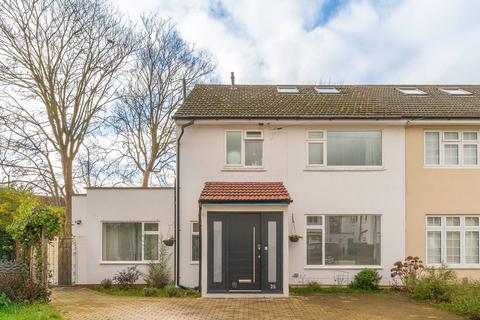 5 bedroom semi-detached house for sale, Barton Green, New Malden, KT3