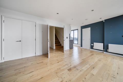 2 bedroom apartment for sale, Taylor Place, London