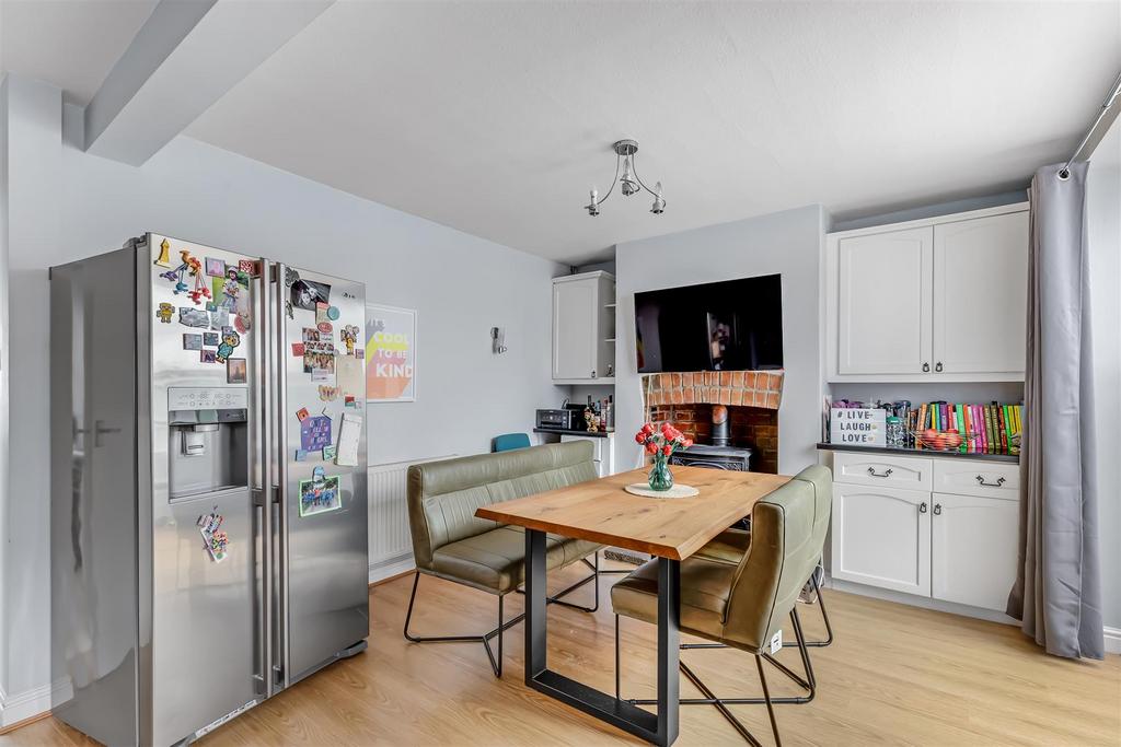 Dining Kitchen 3.jpg