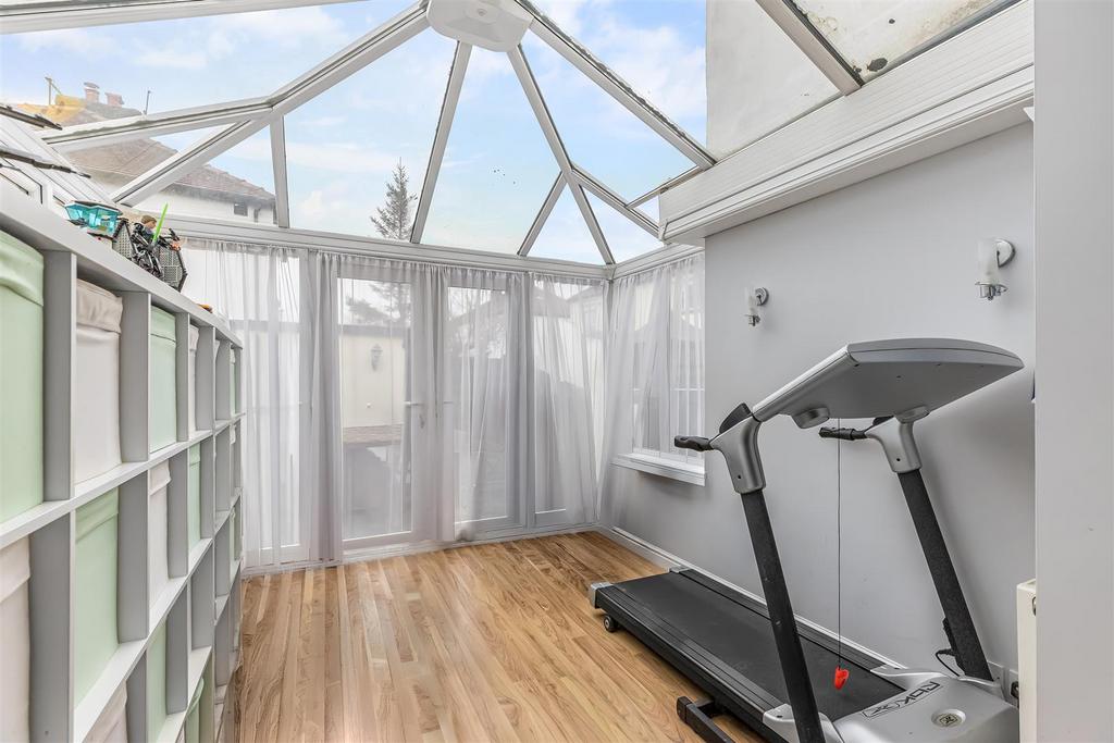 Conservatory.jpg