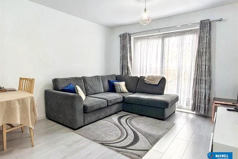 2 bedroom apartment for sale, Fortune Avenue, Bolota Court, Edgware