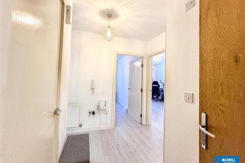 2 bedroom apartment for sale, Fortune Avenue, Bolota Court, Edgware