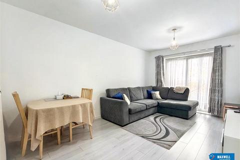 2 bedroom apartment for sale, Fortune Avenue, Bolota Court, Edgware