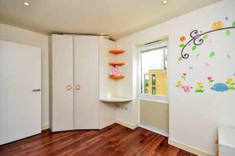 2 bedroom flat to rent, Enterprise Way, Wandsworth, London, SW18