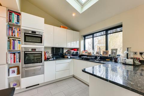 undefined, Lansdowne Avenue, Leigh-on-sea, SS9