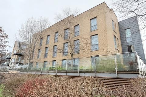 2 bedroom flat for sale, Didcot House, UB7 7FT