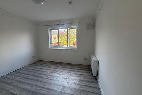 1 bedroom apartment to rent, 14a West Bromwich