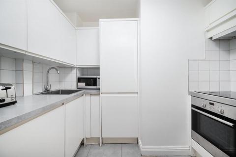 2 bedroom flat to rent, PRINCES COURT, BROMPTON ROAD, London, SW3