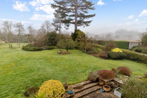 5 bedroom detached house for sale, Sussex Road, Petersfield, GU31