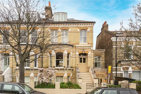 Salcott Road, London, SW11