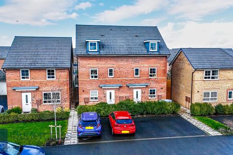 Phoenix Lane, Fernwood, NG24 3UA