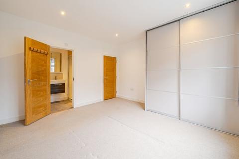 2 bedroom flat for sale, Hill House Road, Streatham, London, SW16