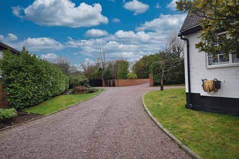 undefined, Spring Lane, Lapworth B94