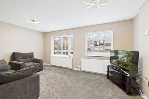 undefined, Henderson Close, Wirral CH49