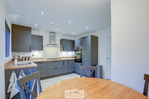 3 bedroom semi-detached house for sale, De Matteis Close, Sheffield S26
