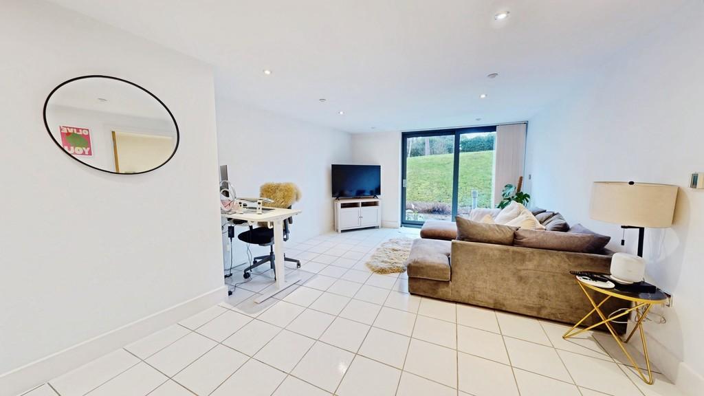 F17fb952-02122026 165626