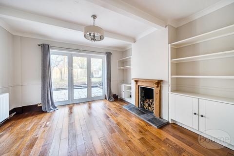 undefined, Ayling Hill, Aldershot, Hampshire, GU11