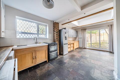 undefined, Ayling Hill, Aldershot, Hampshire, GU11