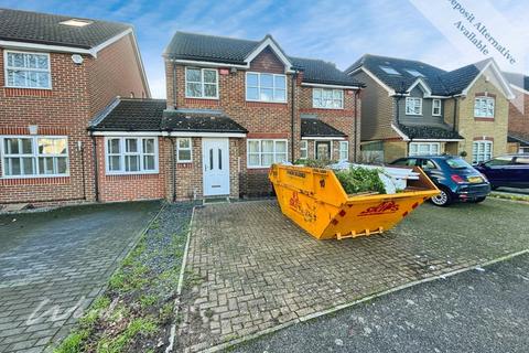 3 bedroom end of terrace house to rent, Powell Avenue Dartford DA2