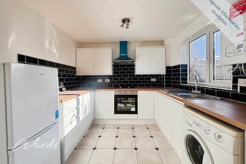 3 bedroom end of terrace house to rent, Powell Avenue Dartford DA2