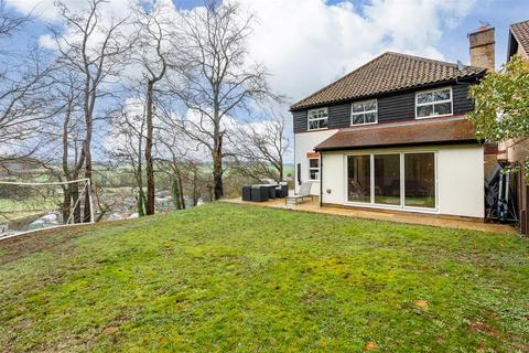 4 bedroom detached house for sale, Eleanors Close, Thundridge