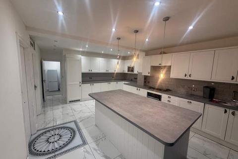 1 bedroom house to rent, Shere Road, Ilford IG2