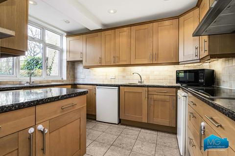 undefined, Church Vale, East Finchley, London, N2