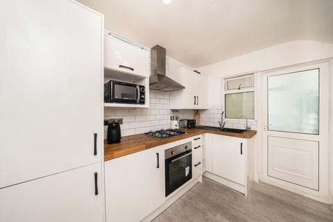undefined, Bensham Grove, Thornton Heath