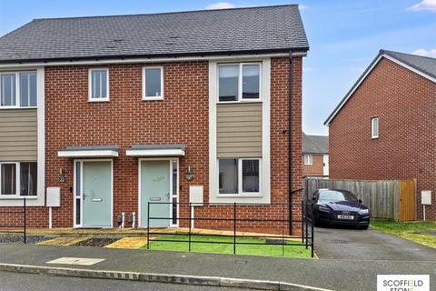 3 bedroom semi-detached house for sale, Arnfield Drive, Hilton, Derby