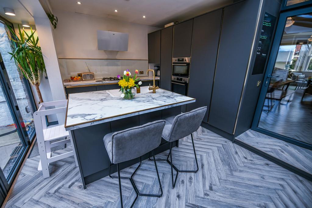 Kitchen/Breakfast Room