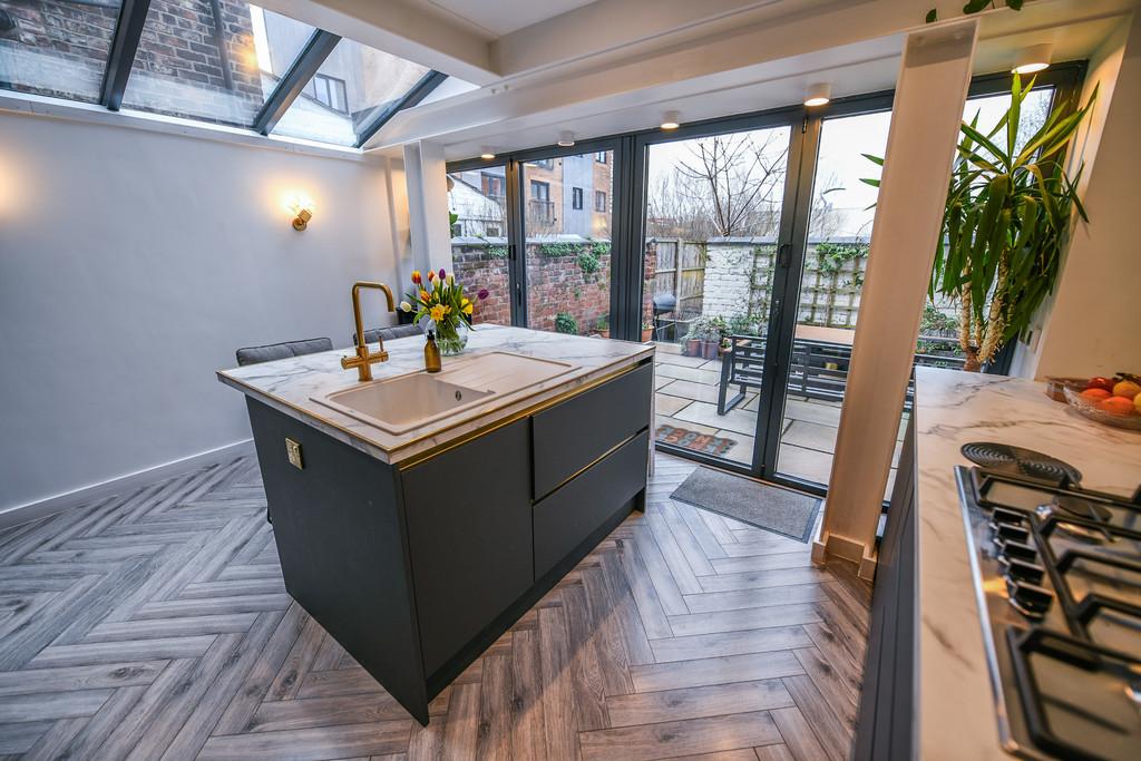 Kitchen/Breakfast Room