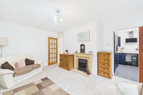 undefined, Deepdale Close, Burton-on-Trent