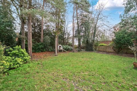 undefined, Ellesmere Road, Weybridge, KT13