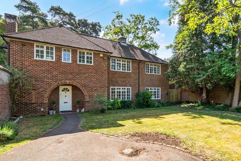 4 bedroom detached house for sale, Ellesmere Road, Weybridge, KT13