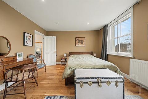 4 bedroom maisonette for sale, Camden Street, Camden NW1