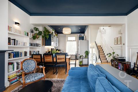4 bedroom maisonette for sale, Camden Street, Camden NW1