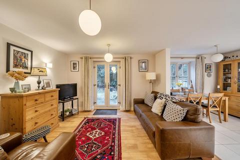 2 bedroom flat for sale, Krebs Gardens,  Iffley Fields,  OX4