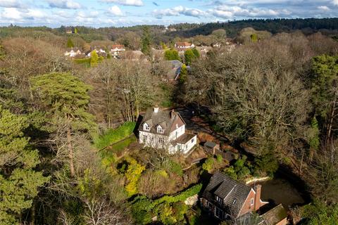 3 bedroom detached house for sale, Headley Road, Hindhead GU26