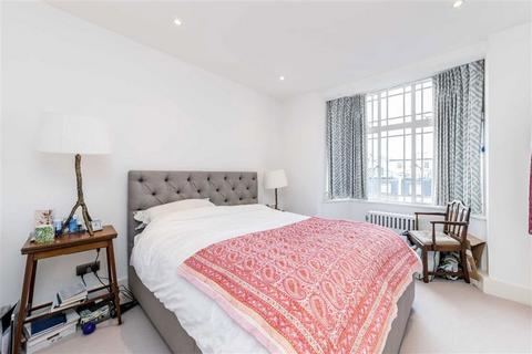 2 bedroom flat to rent, Queensway, London W2